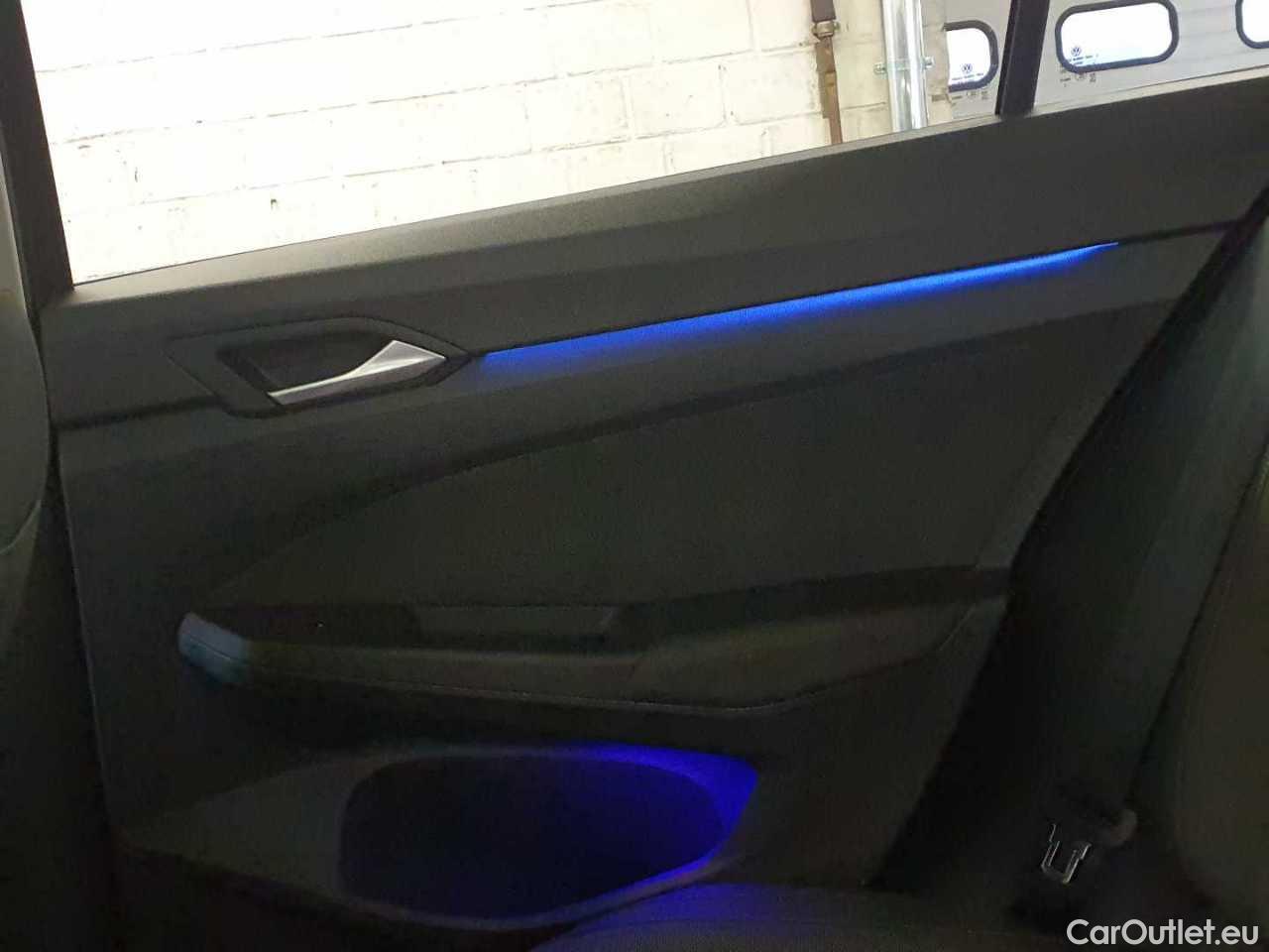 Volkswagen  Golf  Variant 2.0 TDI SCR Life Manual Diesel  97 #22