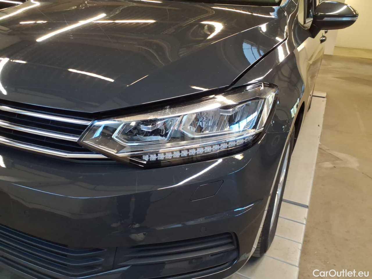 Volkswagen  Touran 2.0 TDI SCR DSG Comfortline Automatic Diesel  104 #22