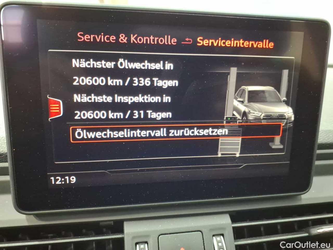 Audi  Q5 40 TDI quattro S tronic Automatic Diesel/Electric  105 #27