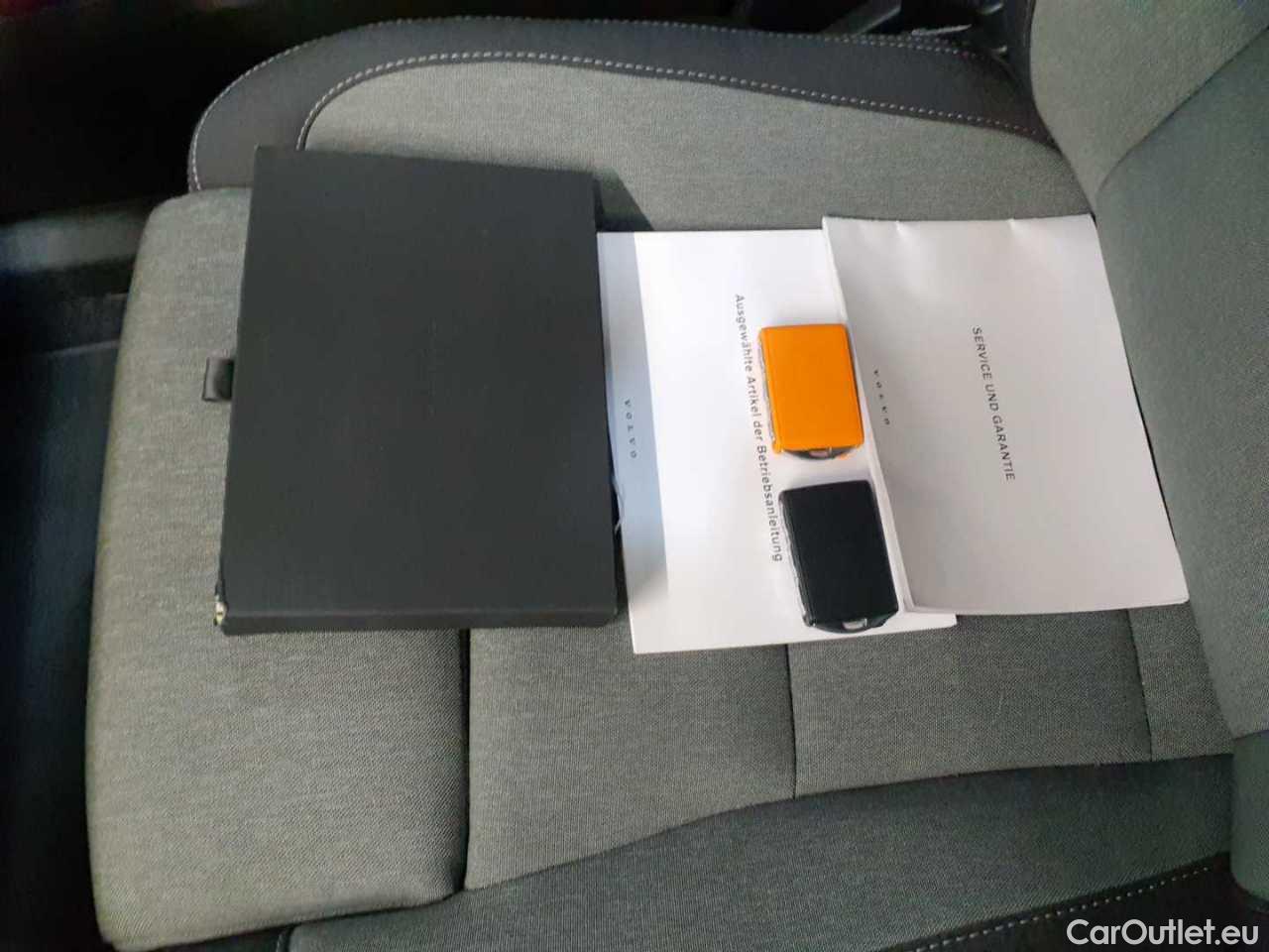 Volvo  XC 40 T4 Recharge DKG Inscription Expression Automatic Petrol/Electric  101 #27