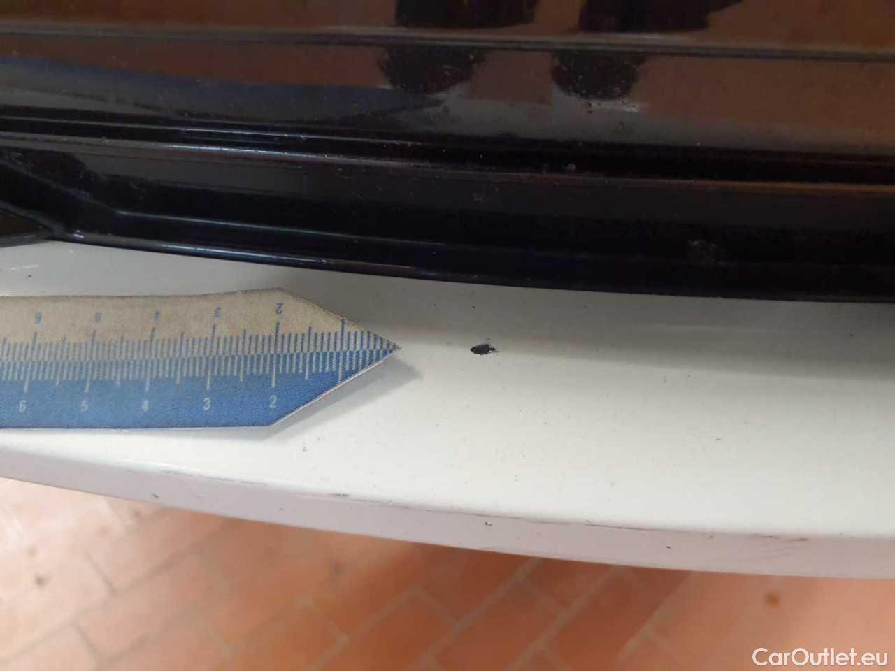 Volvo  XC60 T6 AWD Recharge Geartronic R-Design Automatic Petrol/Electric  102 #37