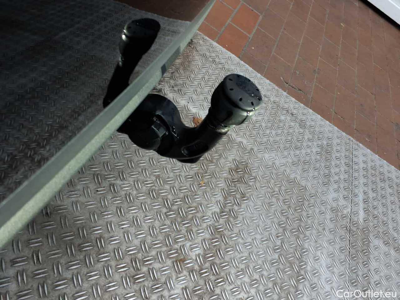 Audi  Q5 40 TDI quattro S tronic Automatic Diesel/Electric  105 #21