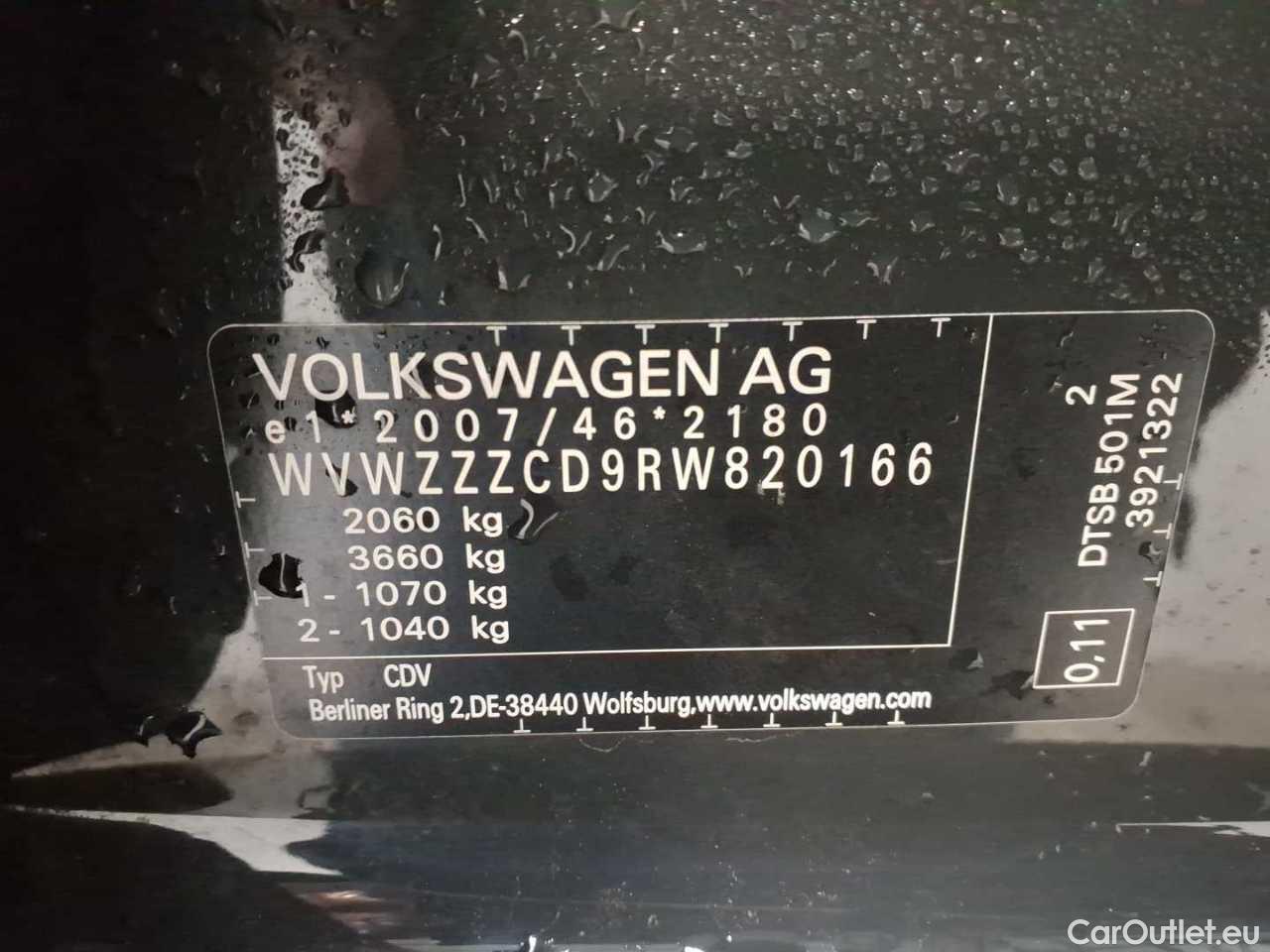 Volkswagen  Golf  Variant 2.0 TDI SCR DSG Life Automatic Diesel  96 #12