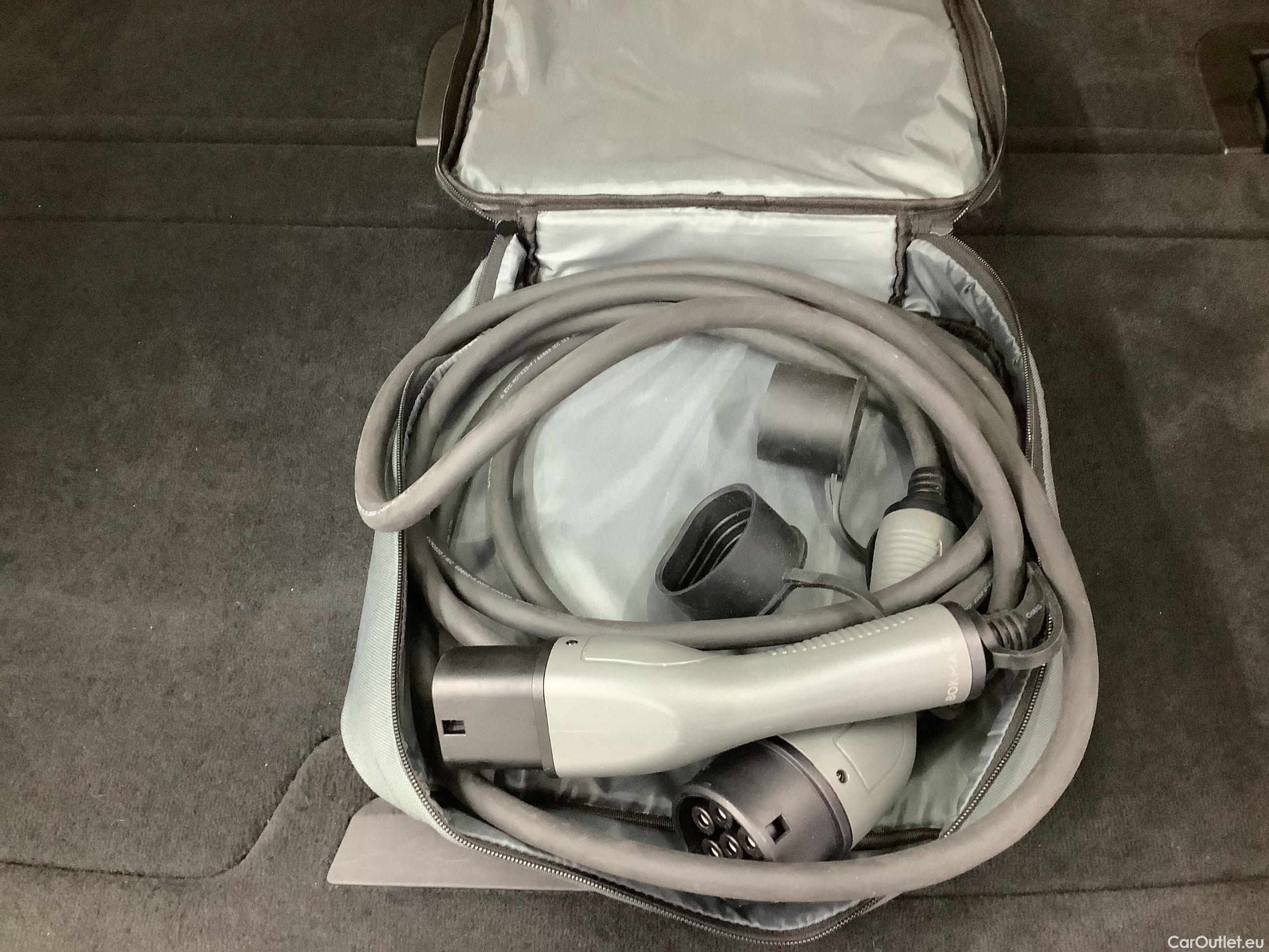 Volvo  XC90 T8 AWD Recharge Plus Bright Automatic Petrol/Electric  129 #24