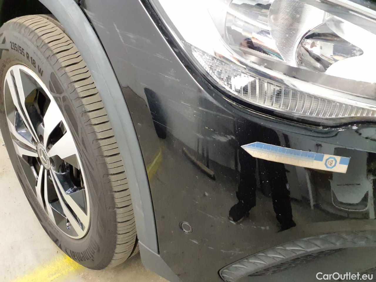 Mercedes  GLA 200 d 4Matic 8G-DCT Progressive Automatic Diesel  106 #33