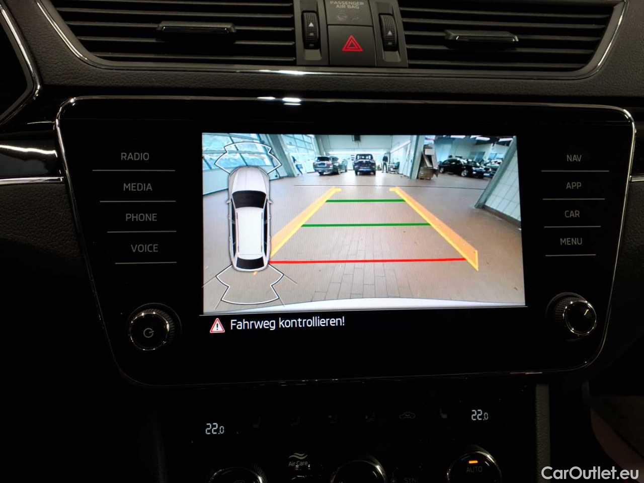 Skoda  Superb Combi 2.0 TDI 4x4 DSG L&K Automatic Diesel  112 #13