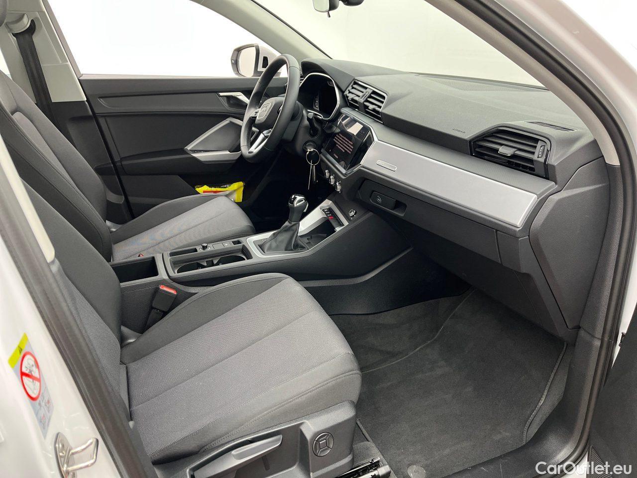 Audi  Q3 35 TDI Sportback S tronic Automatic Diesel  108 #6