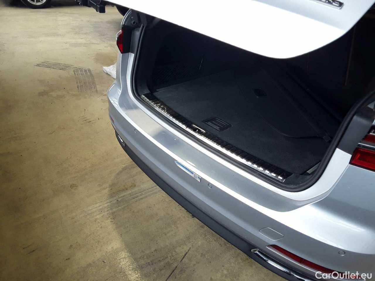 Audi  A6 Avant 40 TDI quattro S tronic Automatic Diesel/Electric  115 #32