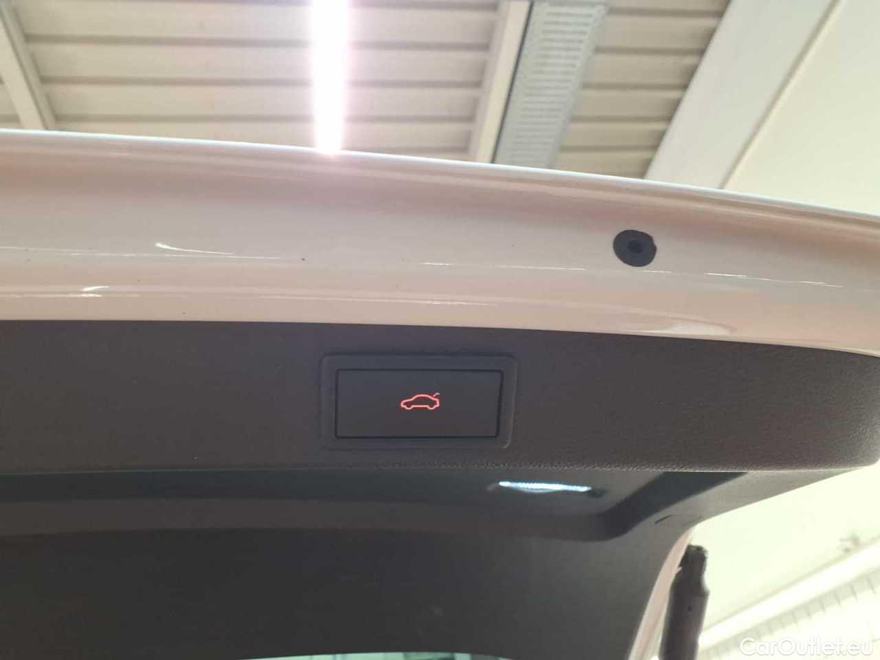 Skoda  Superb Combi 2.0 TDI 4x4 DSG L&K Automatic Diesel  112 #23