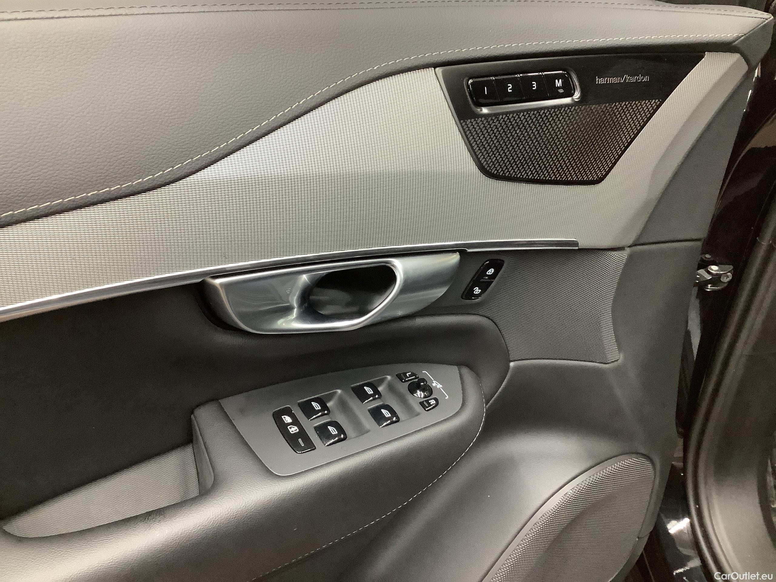 Volvo  XC90 T8 AWD Recharge Plus Bright Automatic Petrol/Electric  129 #18