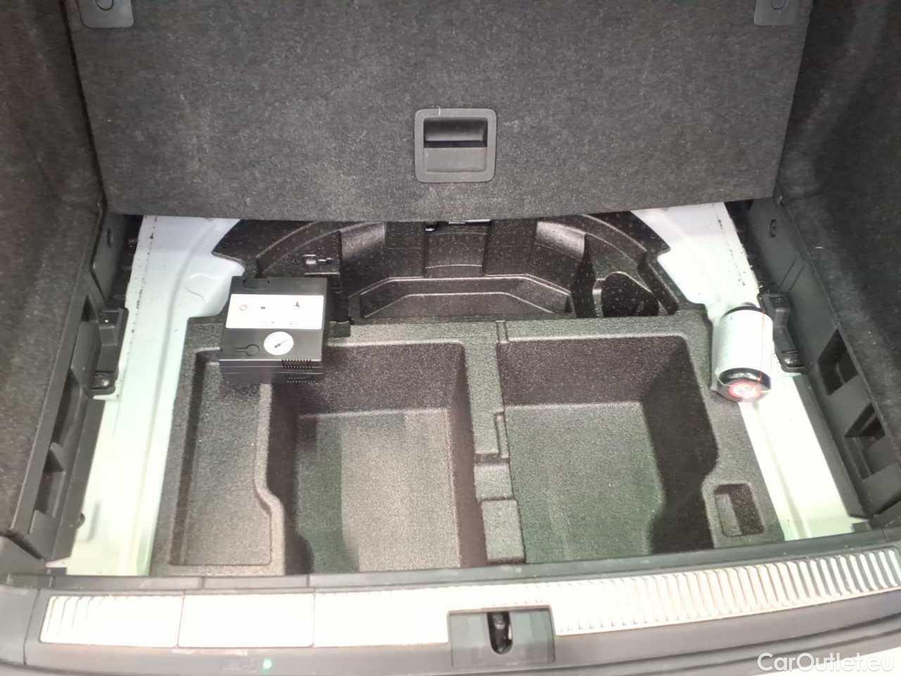 Skoda  Superb Combi 2.0 TDI 4x4 DSG L&K Automatic Diesel  112 #21