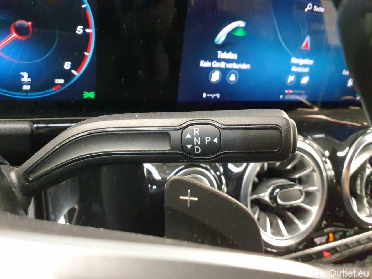 Mercedes  GLA 200 d 4Matic 8G-DCT Progressive Automatic Diesel  106 #17