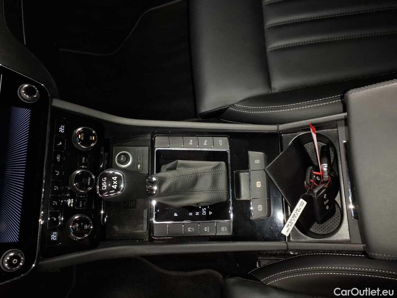 Skoda  Superb Combi 2.0 TDI 4x4 DSG L&K Automatic Diesel  112 #16