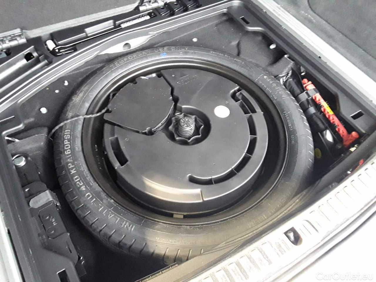 Audi  A6 Avant 40 TDI quattro S tronic Automatic Diesel/Electric  115 #17