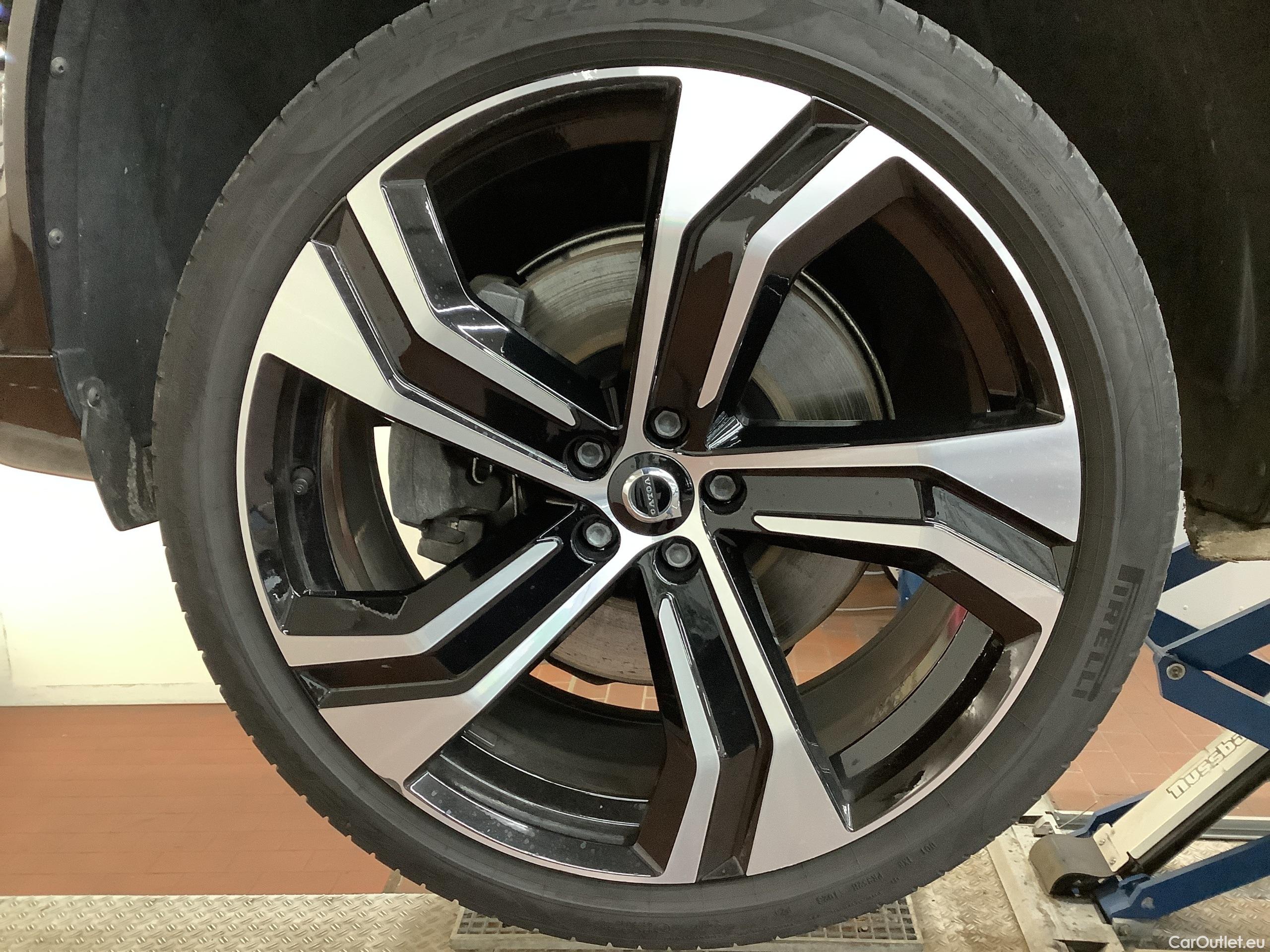 Volvo  XC90 T8 AWD Recharge Plus Bright Automatic Petrol/Electric  129 #45