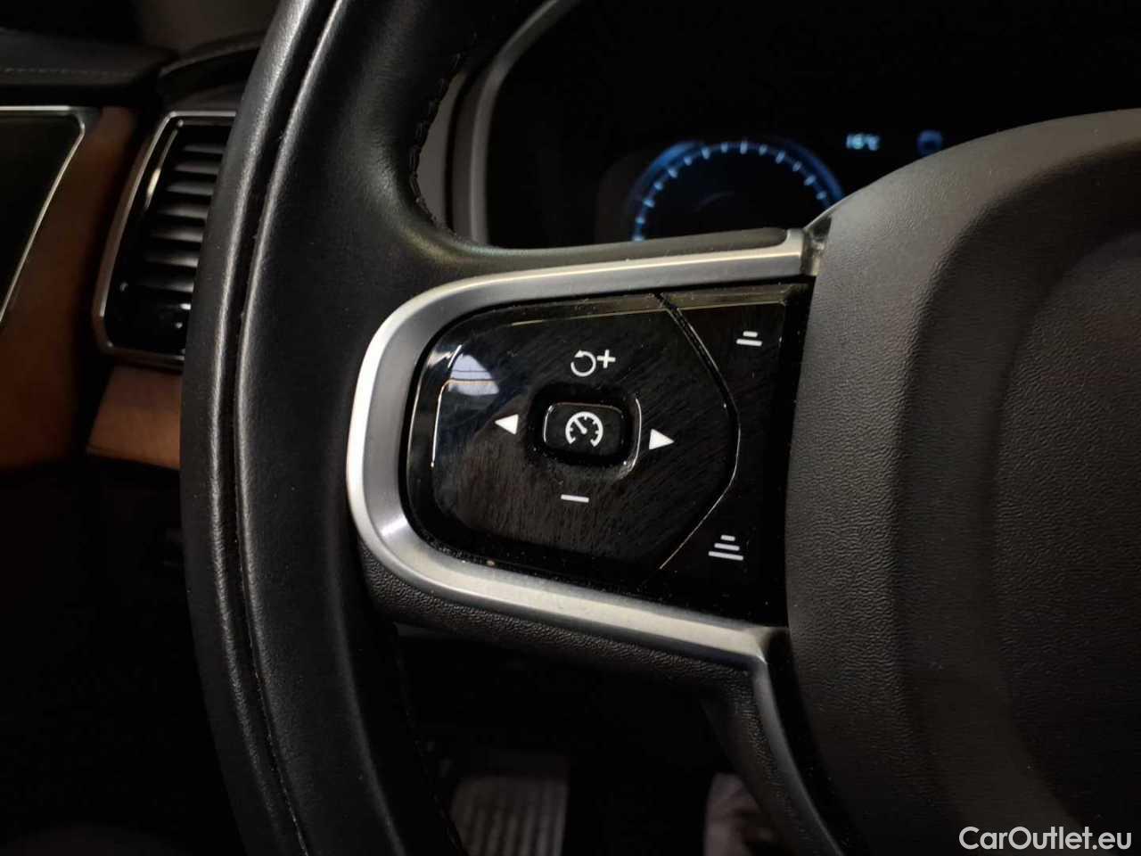 Volvo  XC90 B5 D AWD GEARTRONIC INSCRIPTION Automatic Diesel/Electric  121 #26