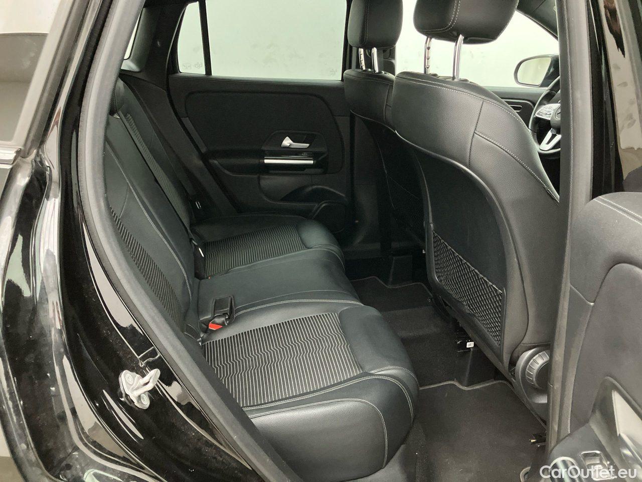 Mercedes  GLA 200 d 4Matic 8G-DCT Progressive Automatic Diesel  106 #9