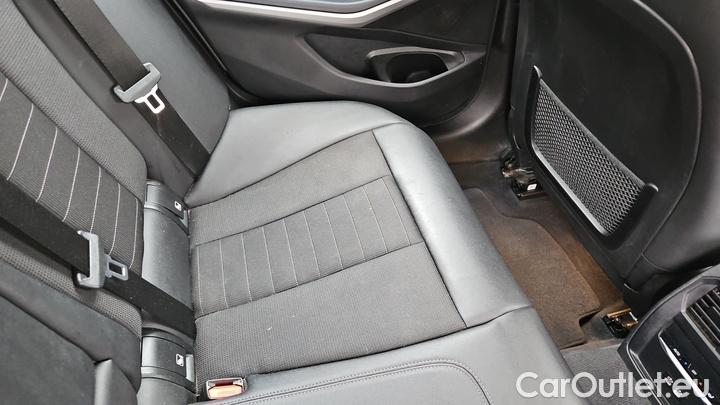 Bmw  Serie 3 330e Touring Automatic #31