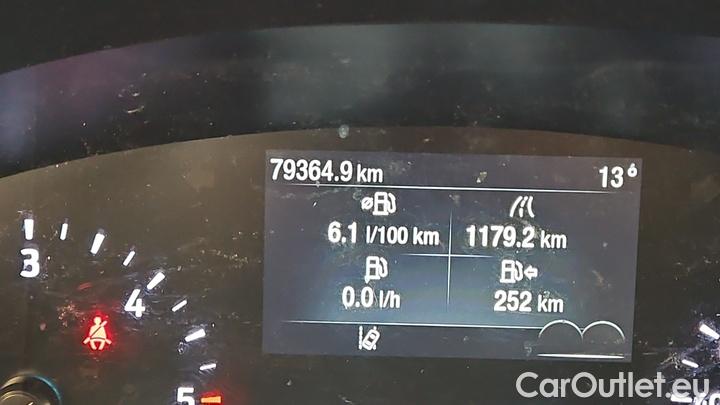 Ford  Kuga 2.0 EcoBlue Auto Titanium #9