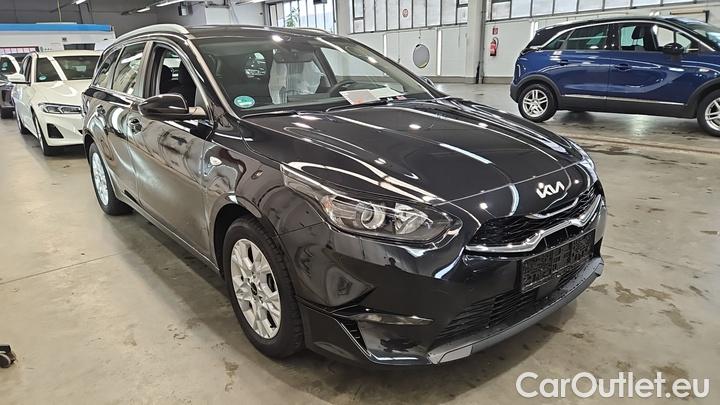 KIA  Cee'd 1.6 CRDi MHEV 100kW DCT Vision SW #2