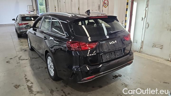 KIA  Cee'd 1.6 CRDi MHEV 100kW DCT Vision SW #3