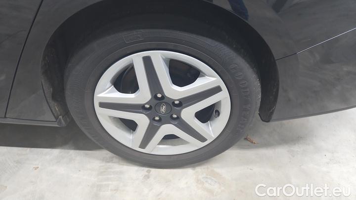 Ford  Focus 1,5 EcoBlue 88kW Cool & Connect Turnier #10