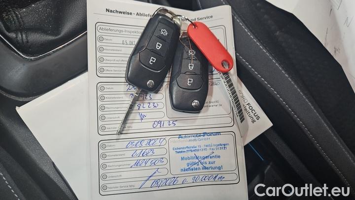 Ford  Focus 1,5 EcoBlue 88kW Cool & Connect Turnier #12