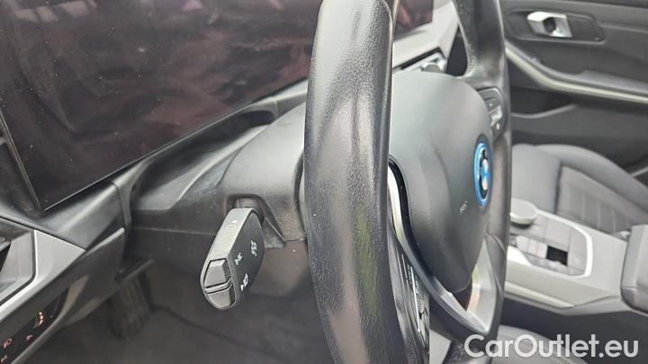 Bmw  Serie 3 330e Touring Automatic #56