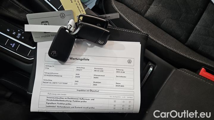 Volkswagen  Passat 1.4 TSI DSG GTE Variant #12