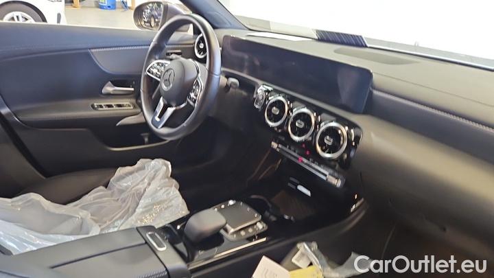 Mercedes  CLA-Klasse CLA 200 d Shooting Brake #7