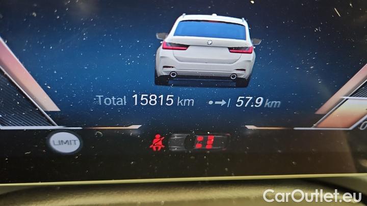 Bmw  Serie 3 318d Touring Auto #9