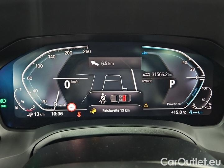 Bmw  Serie 3 330e M Sport Automatik #5