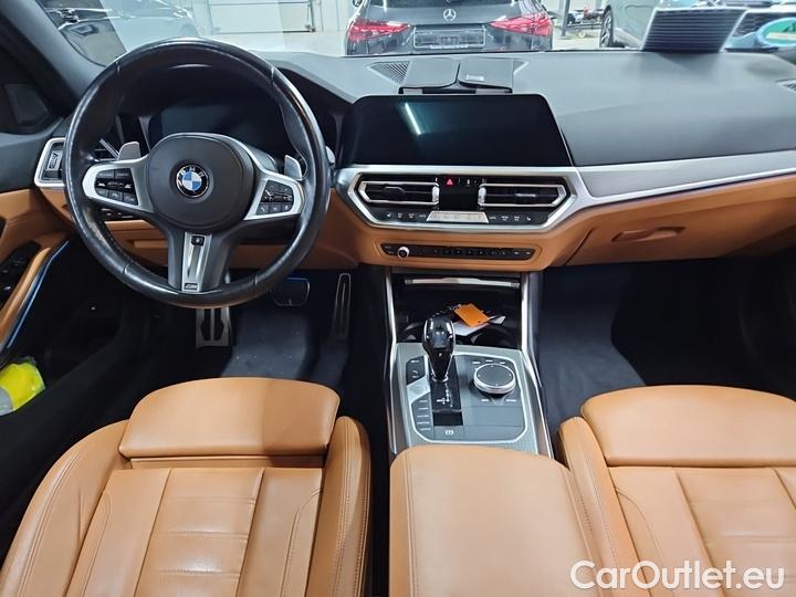 Bmw  Serie 3 330e M Sport Automatik #6
