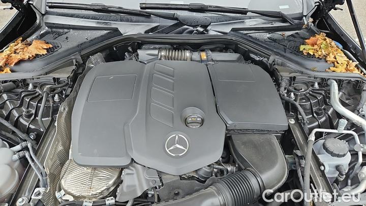 Mercedes  E-Klasse E 300 de 4MATIC T Autom. #11