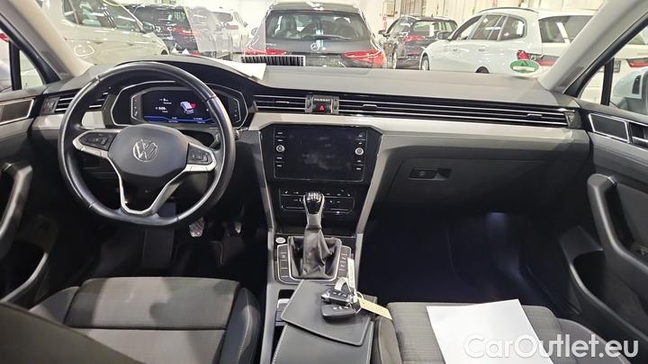 Volkswagen  Passat 2.0 TDI SCR Business Variant #6