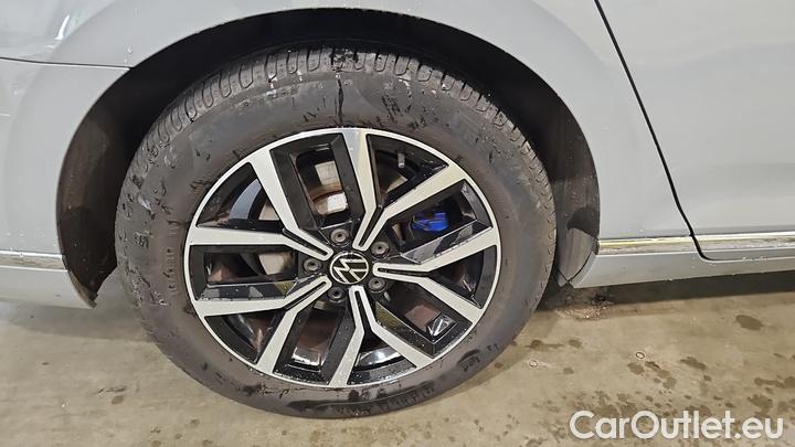 Volkswagen  Passat 1.4 TSI DSG GTE Variant #10