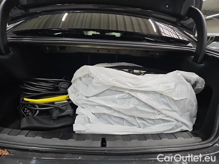 Bmw  Serie 3 330e M Sport Automatik #8