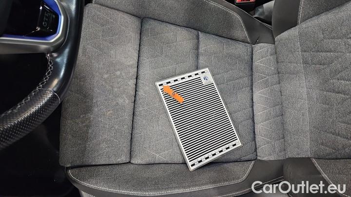 Volkswagen  Passat 1.4 TSI DSG GTE Variant #27