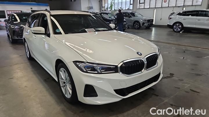 Bmw  Serie 3 318d Touring Auto #2