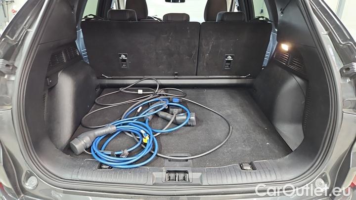 Ford  Kuga 2.5 Duratec PHEV Titanium CVT #8