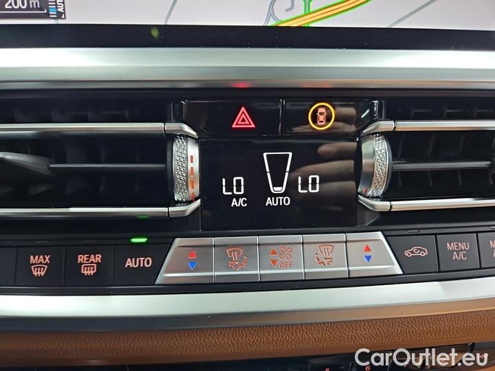 Bmw  Serie 3 330e M Sport Automatik #14