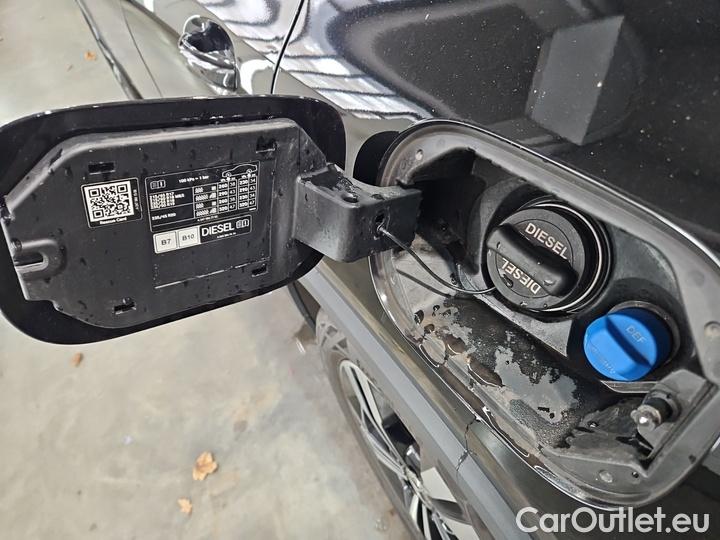 Mercedes  GLA  200 d DCT #15