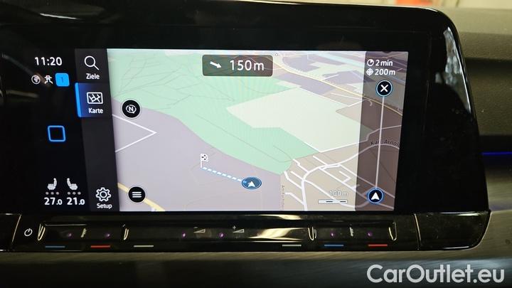Volkswagen  Golf  2.0 TDI SCR DSG Style Variant #13
