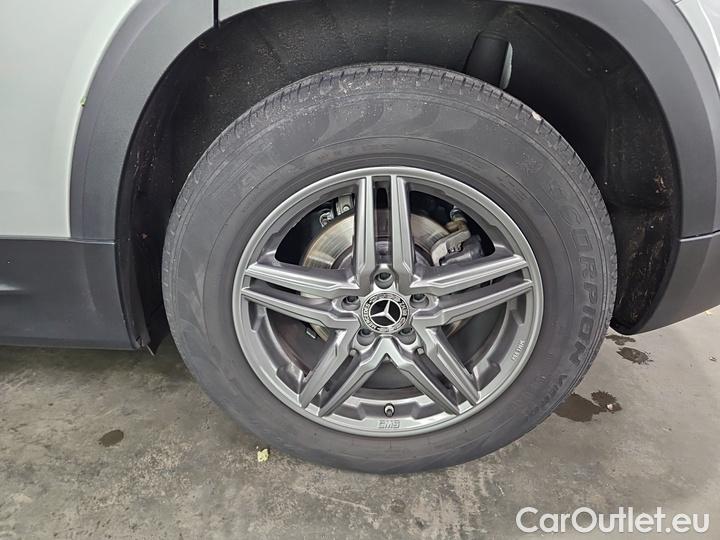 Mercedes  GLB  200 d DCT #10