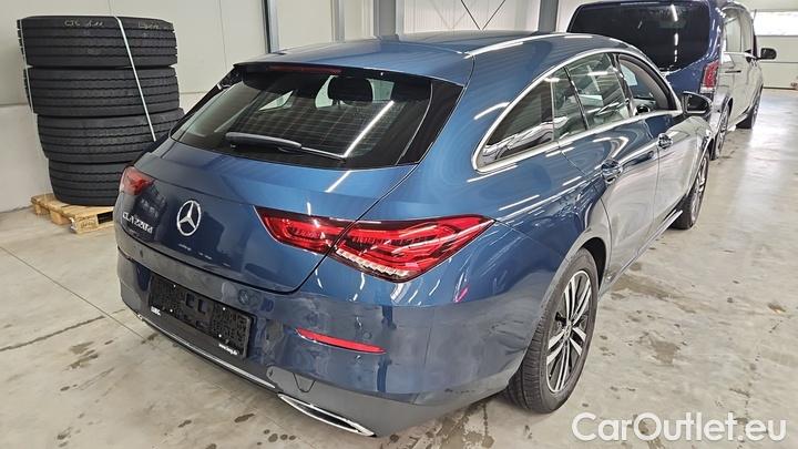 Mercedes  CLA-Klasse CLA 220 d DCT Shooting Brake #4