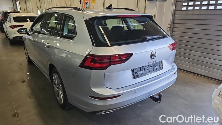 Volkswagen  Golf  2.0 TDI SCR DSG Style Variant #3