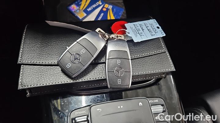 Mercedes  CLA-Klasse CLA 220 d DCT Shooting Brake #12