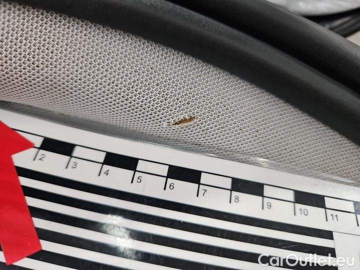 Mercedes  GLB  200 d DCT #32