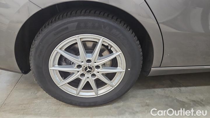 Mercedes  CLA-Klasse CLA 200 d Shooting Brake #10