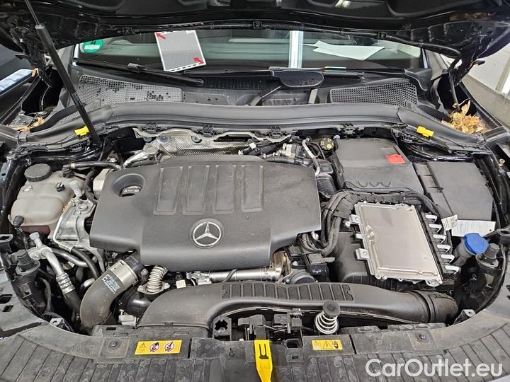 Mercedes  GLA  200 d DCT #11